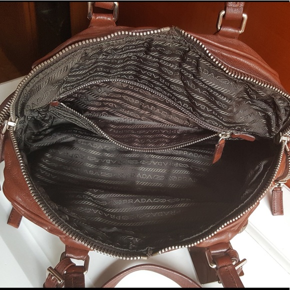 Ultra Rare!!! LIMITED EDITION PRADA Shoulder Purse - Picture 6 of 8